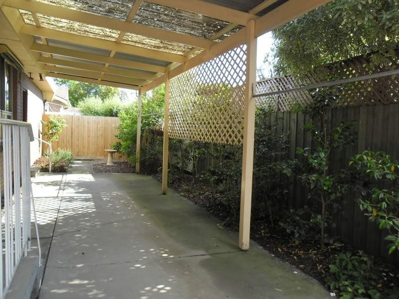 1B Salisbury Avenue, Mont Albert VIC 3127