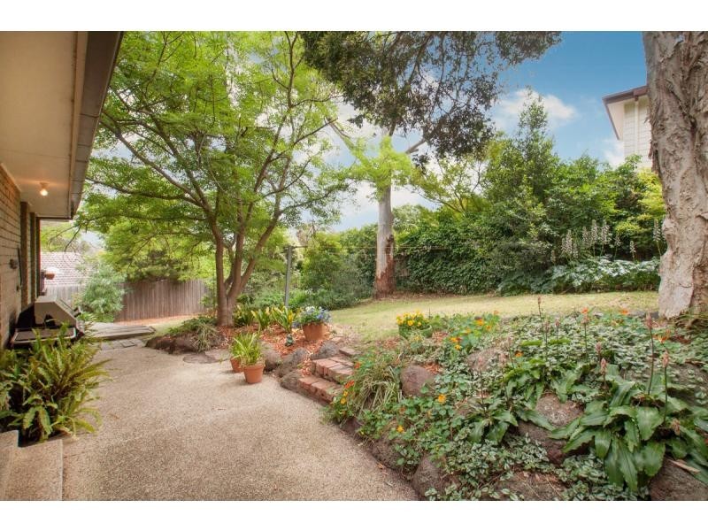 9 Beard Street, Eltham VIC 3095