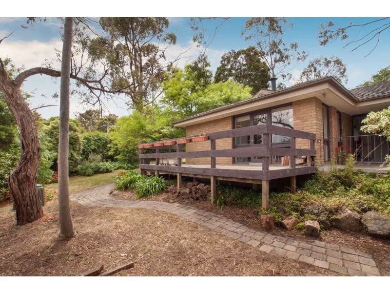 9 Beard Street, Eltham VIC 3095