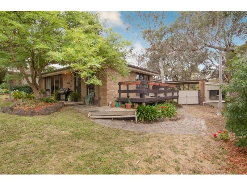 9 Beard Street, Eltham VIC 3095