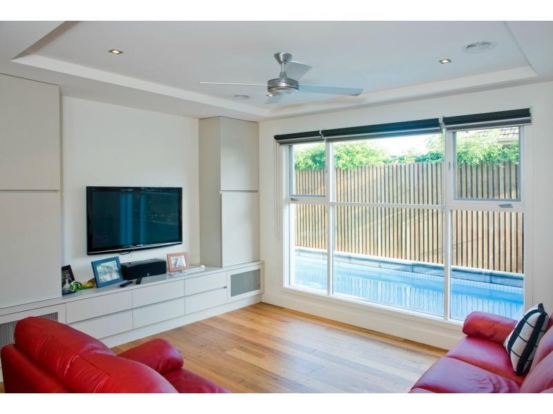 13 Nirvana Avenue, Malvern East VIC 3145