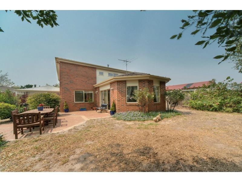 7 Wood Road, Narre Warren South VIC 3805