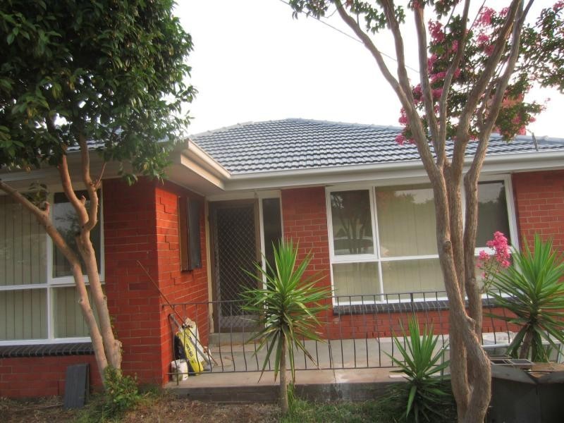 1/20 Clunies Ross Crescent, Mulgrave VIC 3170