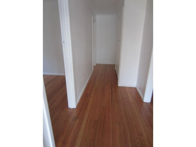 1/20 Clunies Ross Crescent, Mulgrave VIC 3170