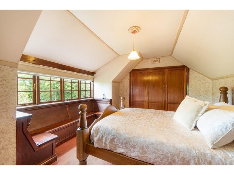 39 Baden Powell Drive, Frankston South VIC 3199