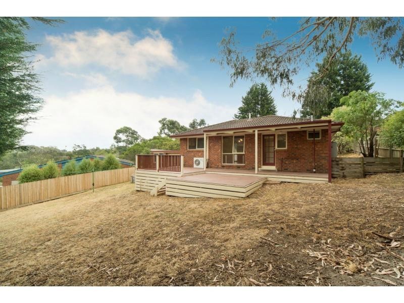 5 Coledale Close, Endeavour Hills VIC 3802