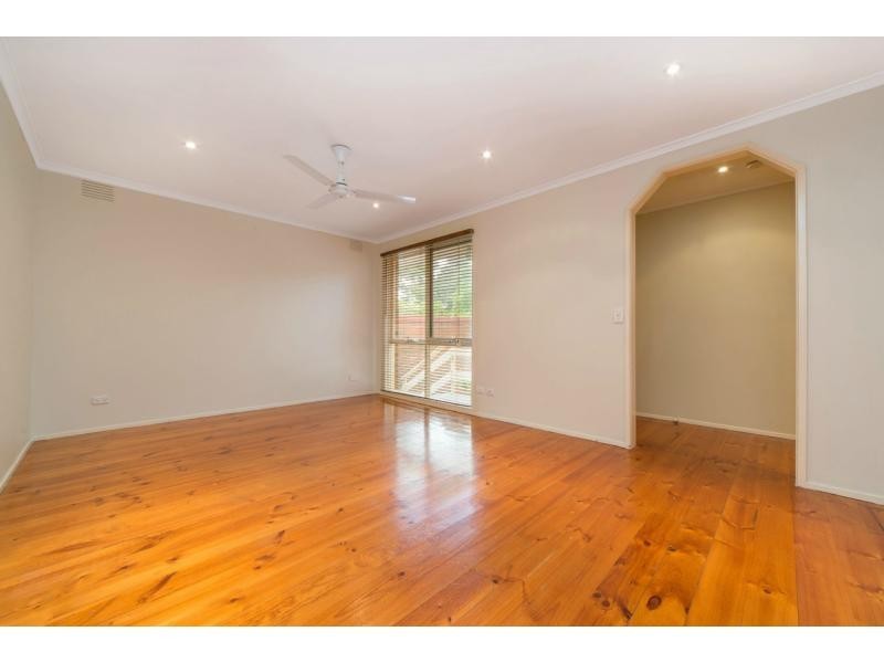 5 Coledale Close, Endeavour Hills VIC 3802