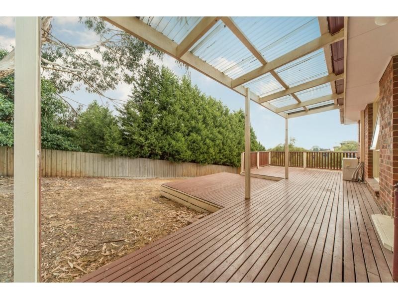 5 Coledale Close, Endeavour Hills VIC 3802