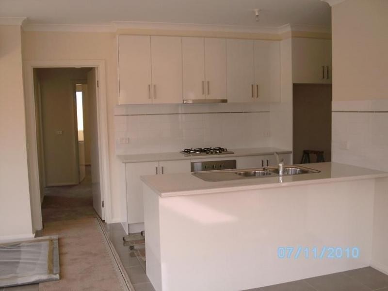 2/52 Penleigh Crescent, Ocean Grove VIC 3226