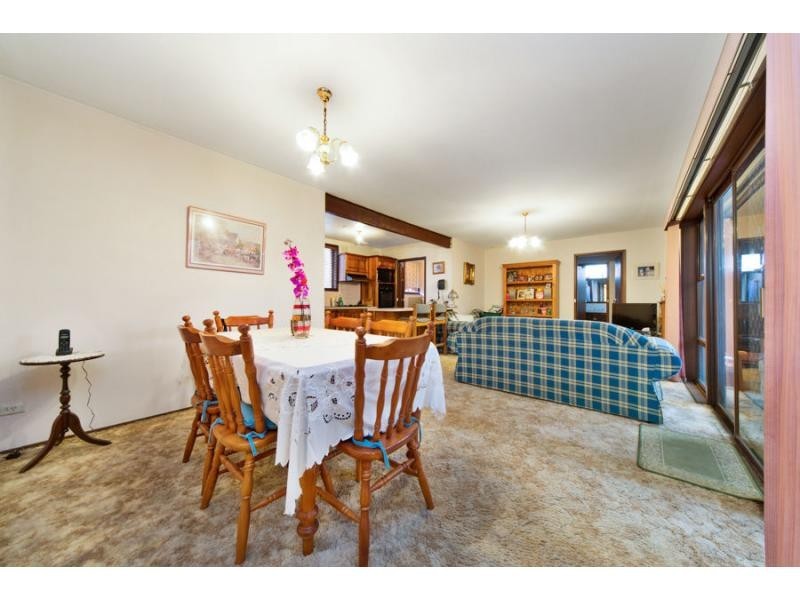 22 Wallarano Drive, Noble Park VIC 3174