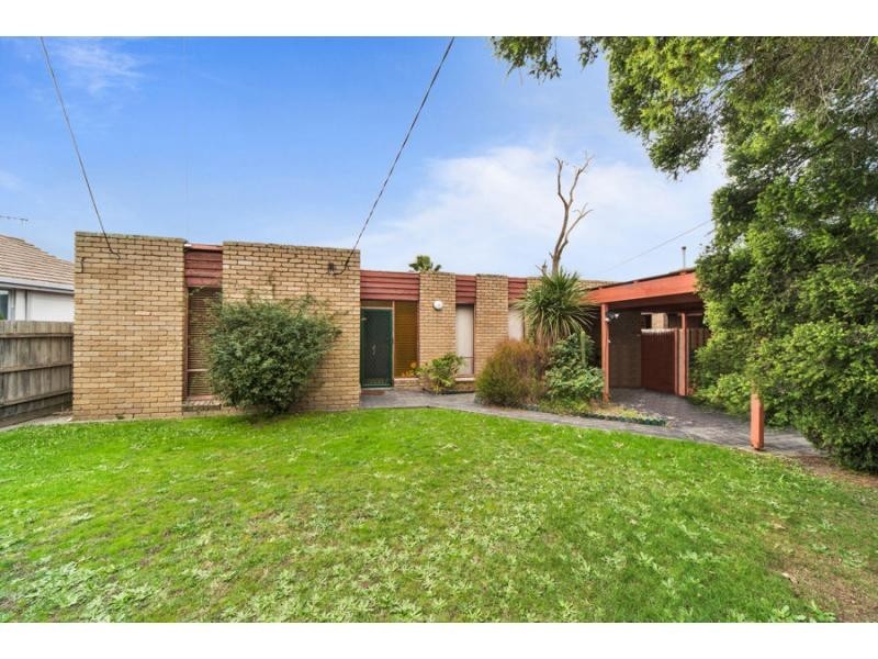 22 Wallarano Drive, Noble Park VIC 3174