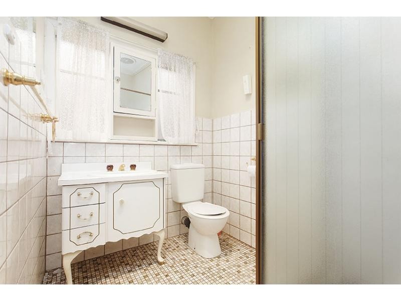 40 Kinlock Avenue, Murrumbeena VIC 3163