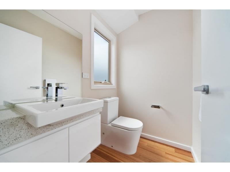 1/28 Newcastle Street, Preston VIC 3072