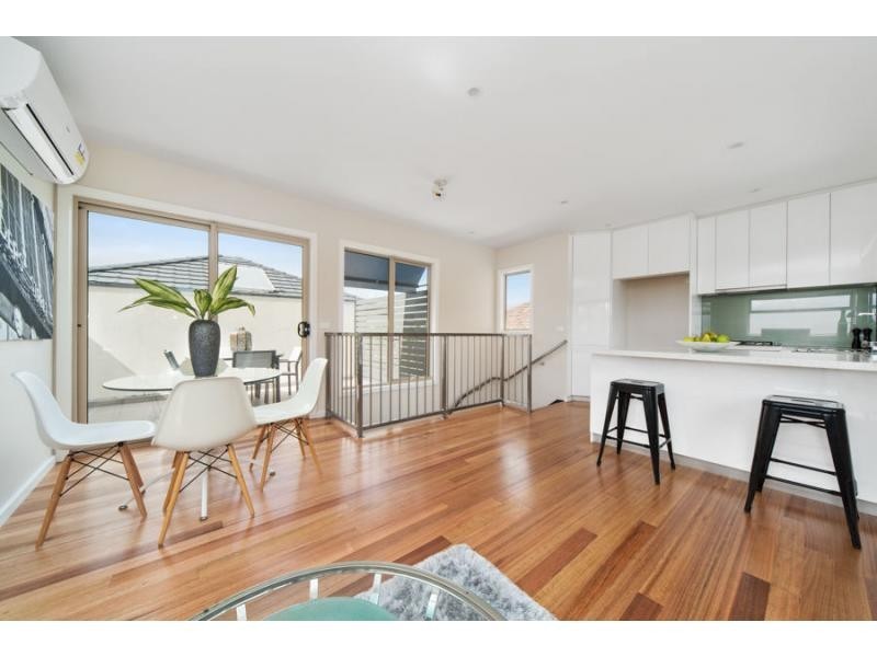 1/28 Newcastle Street, Preston VIC 3072