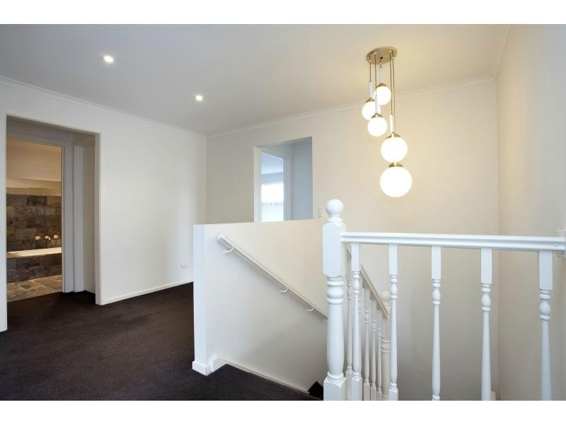 9 Yarram Court, Frankston VIC 3199