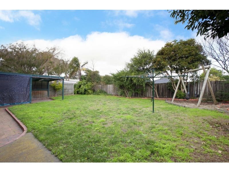 9 Yarram Court, Frankston VIC 3199