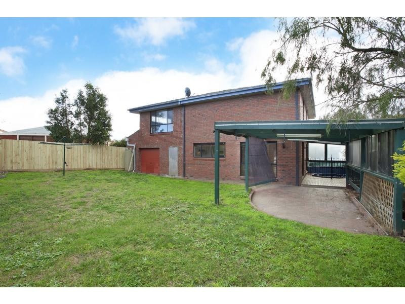 9 Yarram Court, Frankston VIC 3199