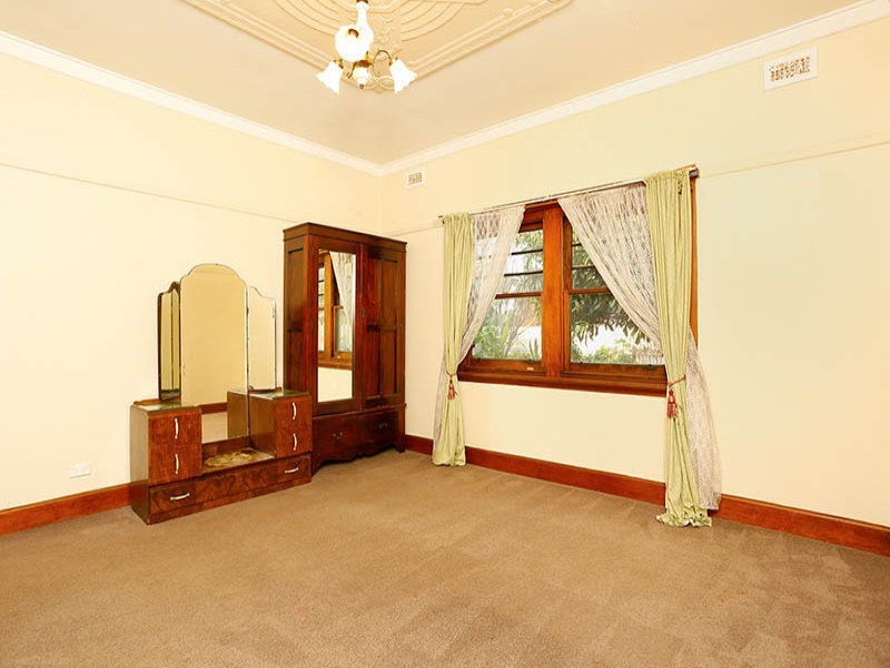 174 Frankston Dandenong Road, Seaford VIC 3198