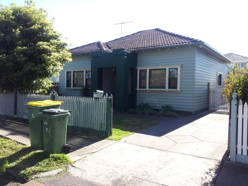 24 Tucker Street, West Footscray VIC 3012
