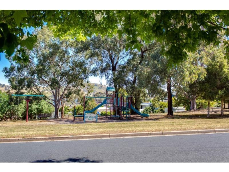 23 Craig Drive, Bellbridge VIC 3691