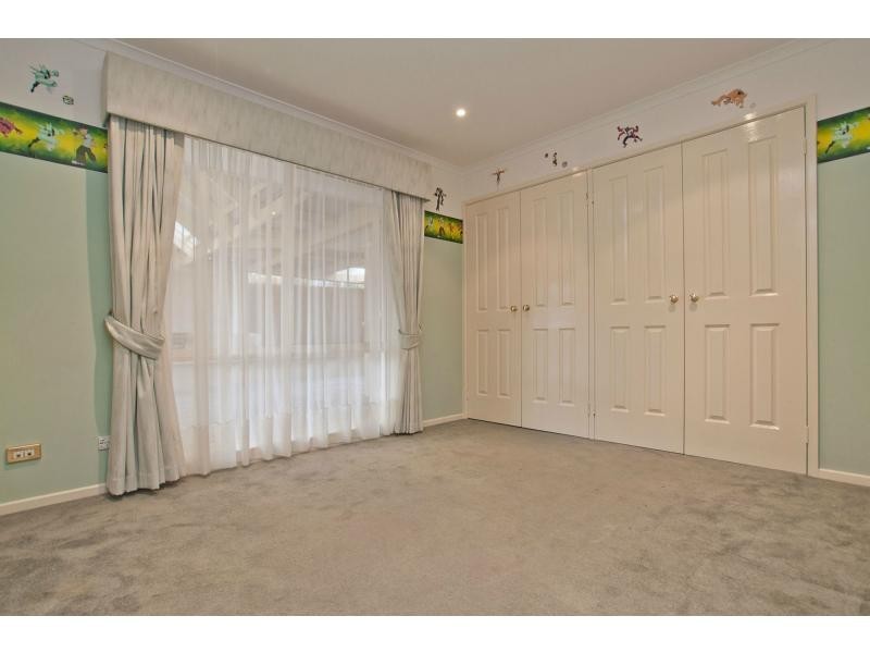 15 Newbury Court, Carrum Downs VIC 3201