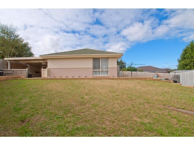 15 Newbury Court, Carrum Downs VIC 3201