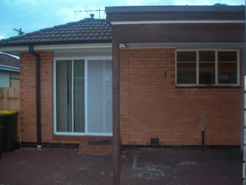 1/40 Joan Street, Ardeer VIC 3022