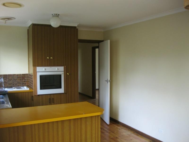 22B Kardinia Crescent, Warranwood VIC 3134