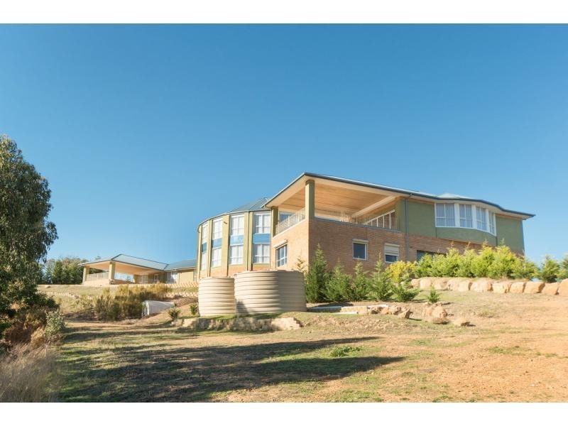 150 Seventeenth Avenue, Eden Park VIC 3757