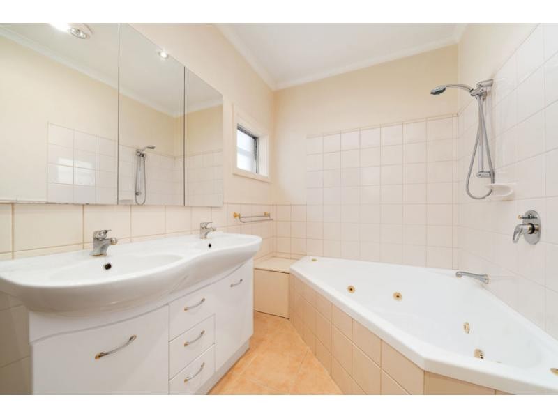 17A Daphne Street, Bentleigh East VIC 3165