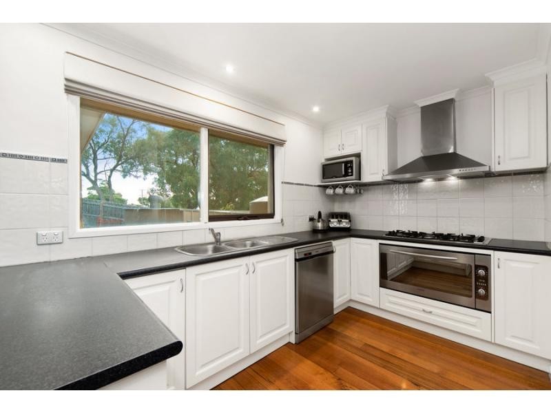 9 Tooloomba Court, Frankston VIC 3199