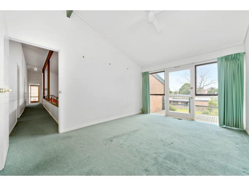 L2/18 Raynes Street, Balwyn VIC 3103