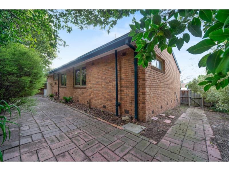 L2/18 Raynes Street, Balwyn VIC 3103