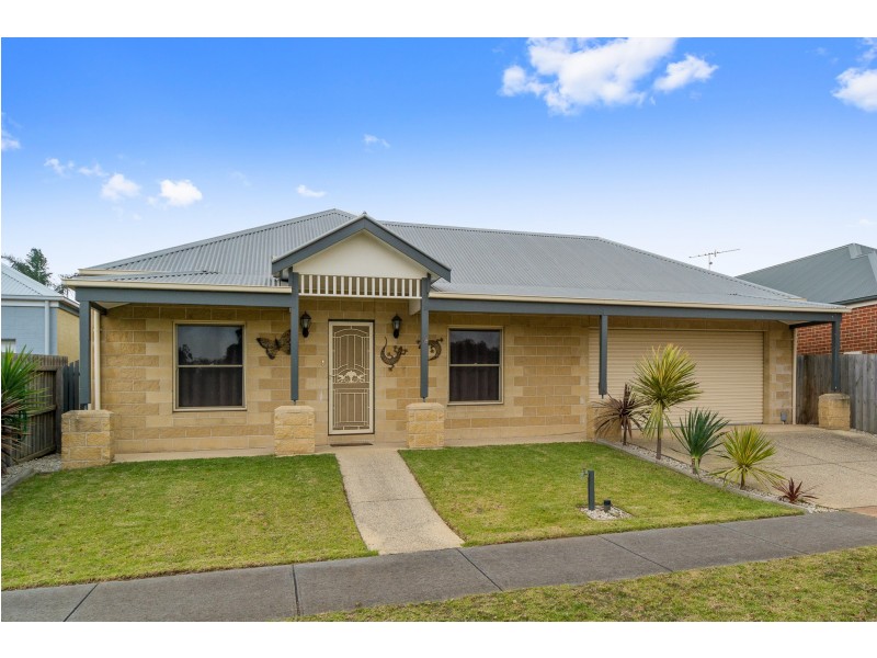 18 Beresford Close, Ocean Grove VIC 3226
