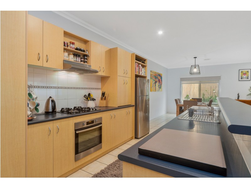 18 Beresford Close, Ocean Grove VIC 3226