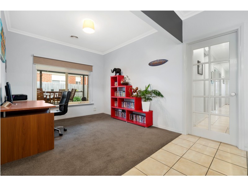 18 Beresford Close, Ocean Grove VIC 3226