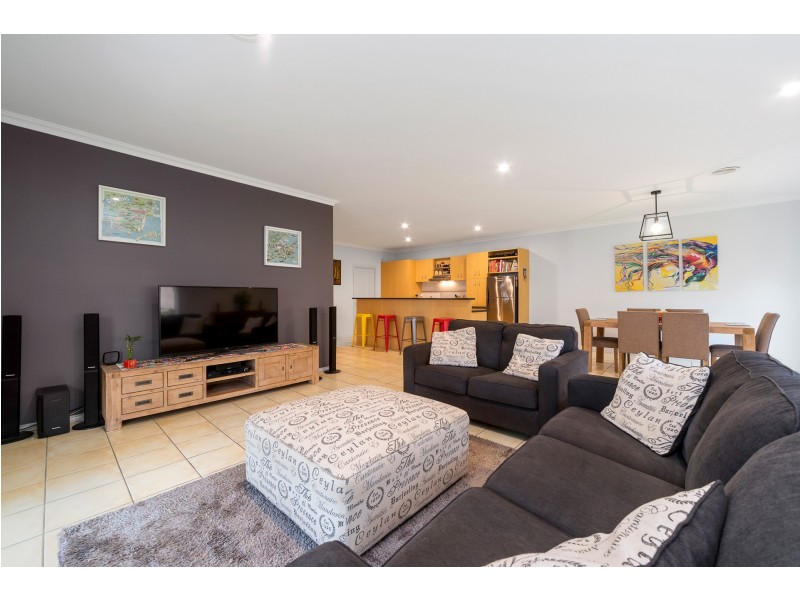 18 Beresford Close, Ocean Grove VIC 3226