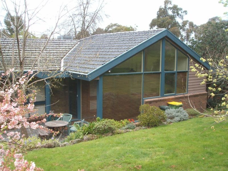 16 Montpelier Drive, Lower Plenty VIC 3093