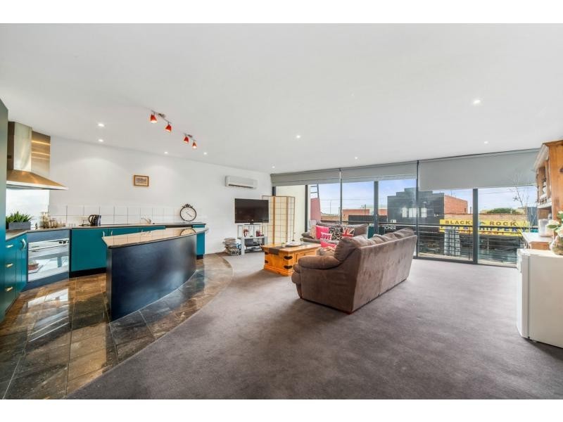 32 Bluff Road, Black Rock VIC 3193