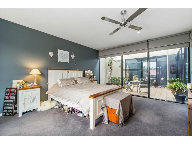 32 Bluff Road, Black Rock VIC 3193