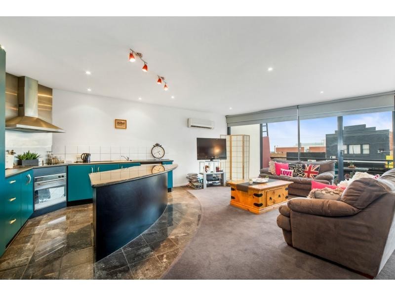 32 Bluff Road, Black Rock VIC 3193