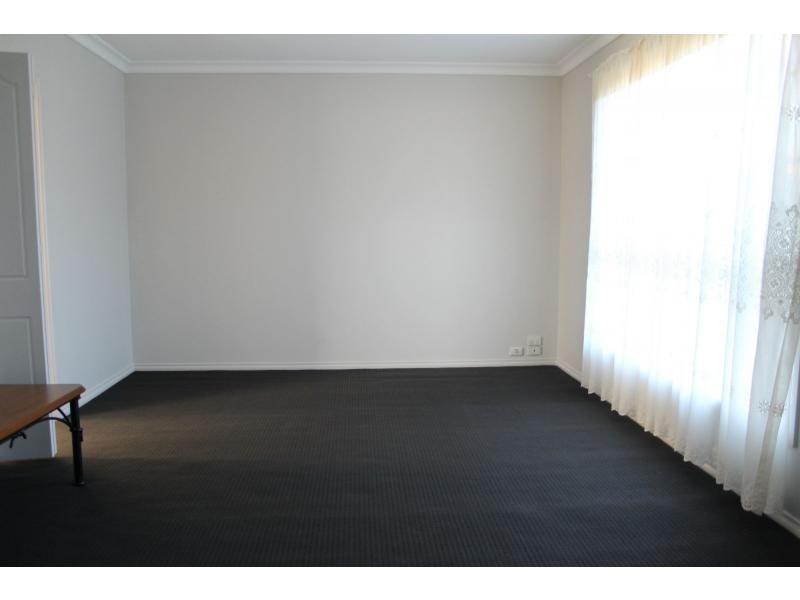 Unit 2/2 Maritana Avenue, Reservoir VIC 3073