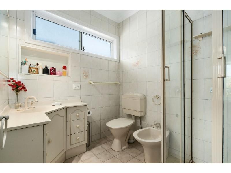 5 Harlington Street, Clayton VIC 3168