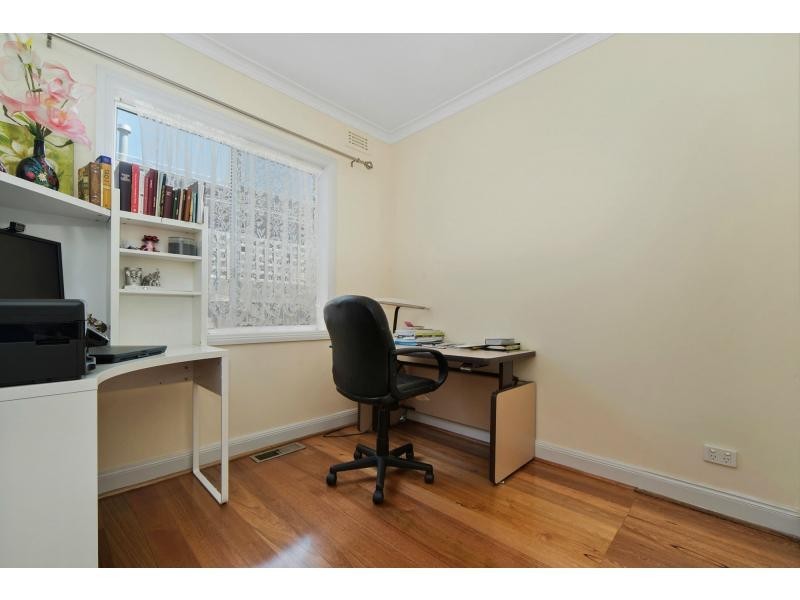 5 Harlington Street, Clayton VIC 3168