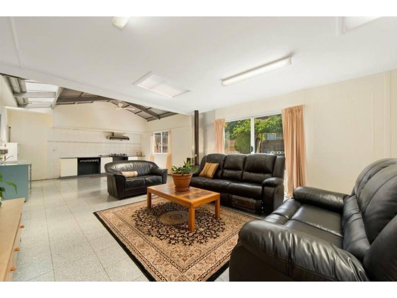 5 Harlington Street, Clayton VIC 3168