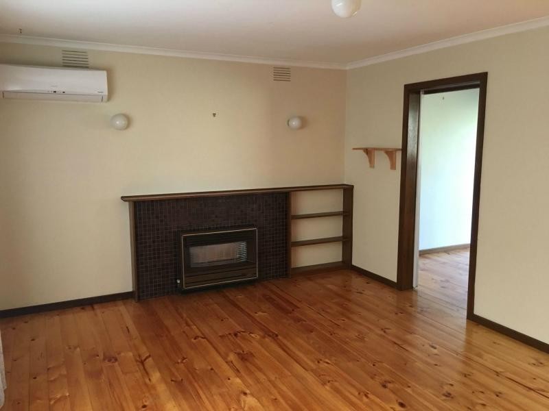 22B Kardinia Crescent, Warranwood VIC 3134