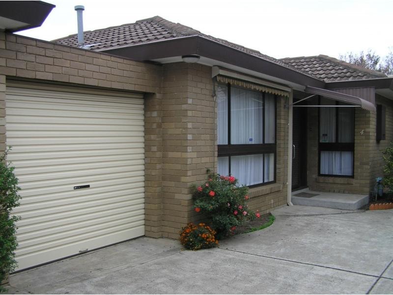 4/97 Plumpton Avenue, Glenroy VIC 3046