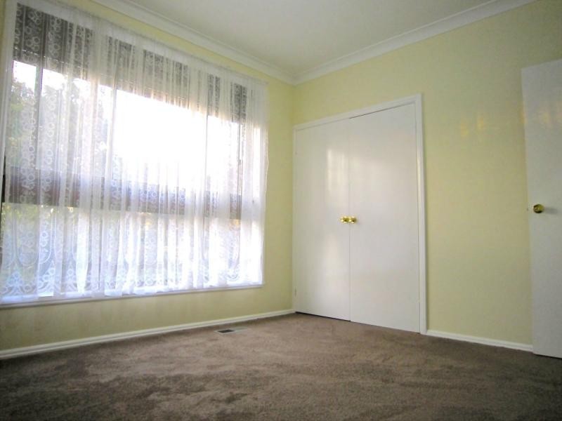 1/9 Best Street, Reservoir VIC 3073