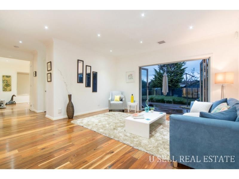 130 Como Parade West, Parkdale VIC 3195