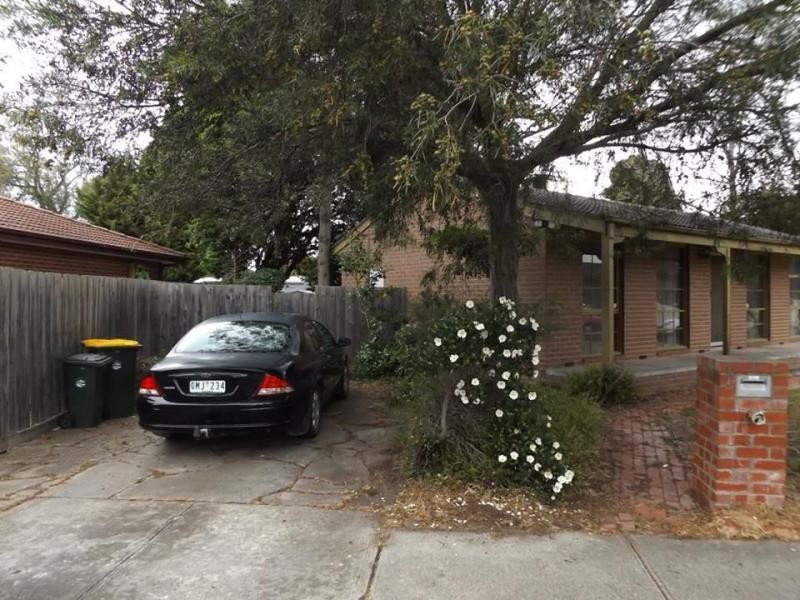 1 Ridley Close, Carrum Downs VIC 3201